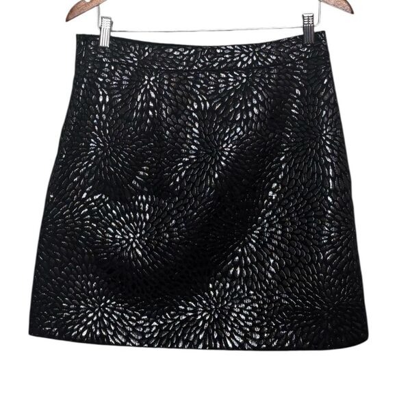NWT Loft Skirt Black Embossed Metallic A-Line Mini Size 6 - Picture 1 of 8